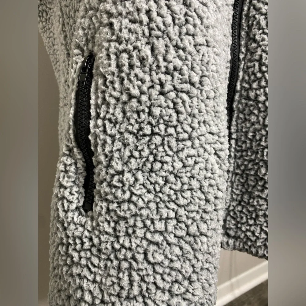 XX-Large Women’s Gray Black Thin Zip-Up Sherpa Vest w/ Two Front Pockets - Picture 4 of 6